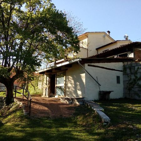 Bed & Breakfast Sentiero 54 Cantiano Ngoại thất bức ảnh