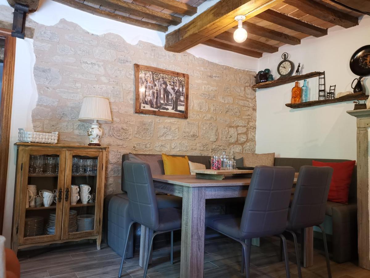 Bed & Breakfast Sentiero 54 Cantiano Ngoại thất bức ảnh